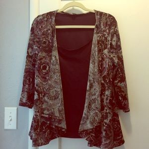 Blouse (3-way adjustable) berry and greys.